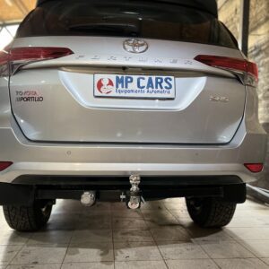 Enganche Americano Toyota Fortuner - Imagen 1